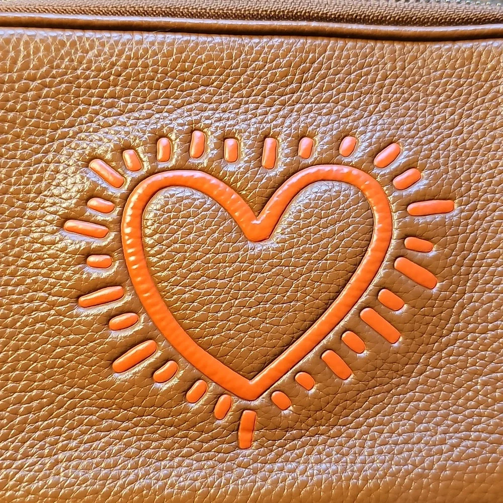 Coach X Keith Haring LOVE Collaboration Graffiti Heart Crossbody - Picture 3 of 15